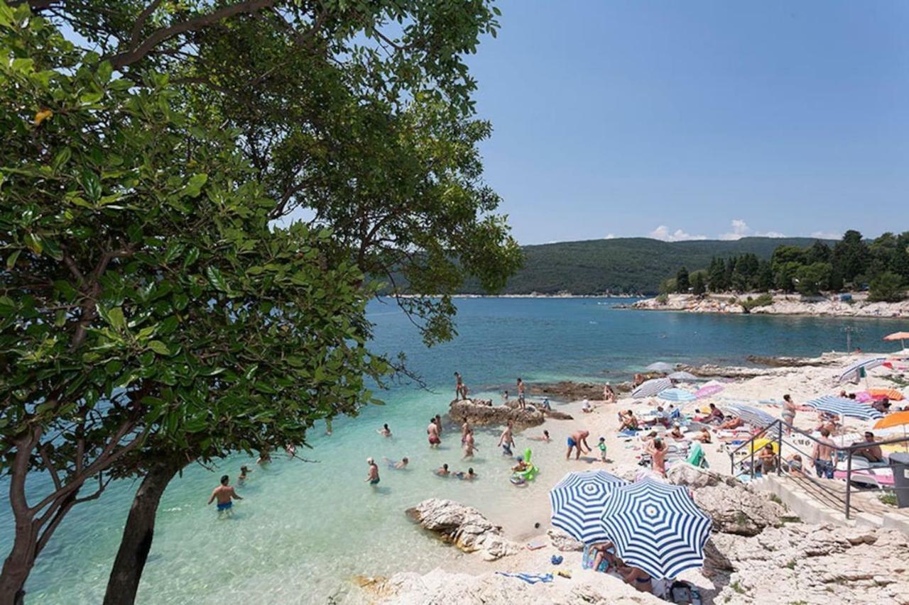 Mare And Terra Apartments Rabac Bagian luar foto